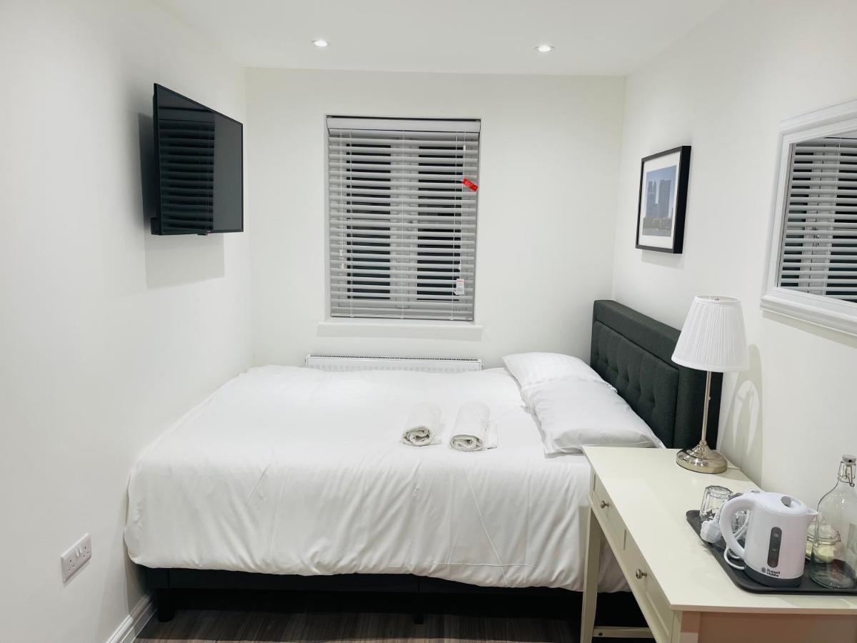 Riverside Premium Double Room Garden View E14 لندن المظهر الخارجي الصورة